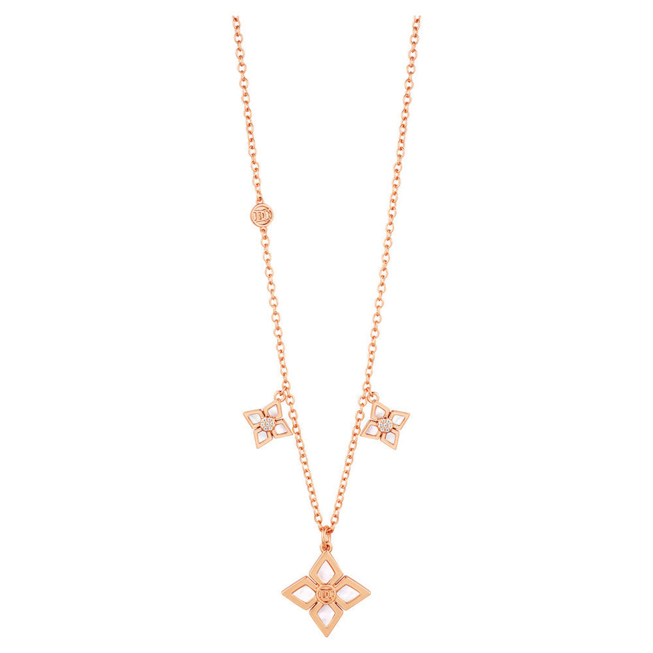 قلادة نسائية