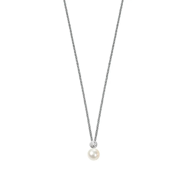 قلادة نسائية