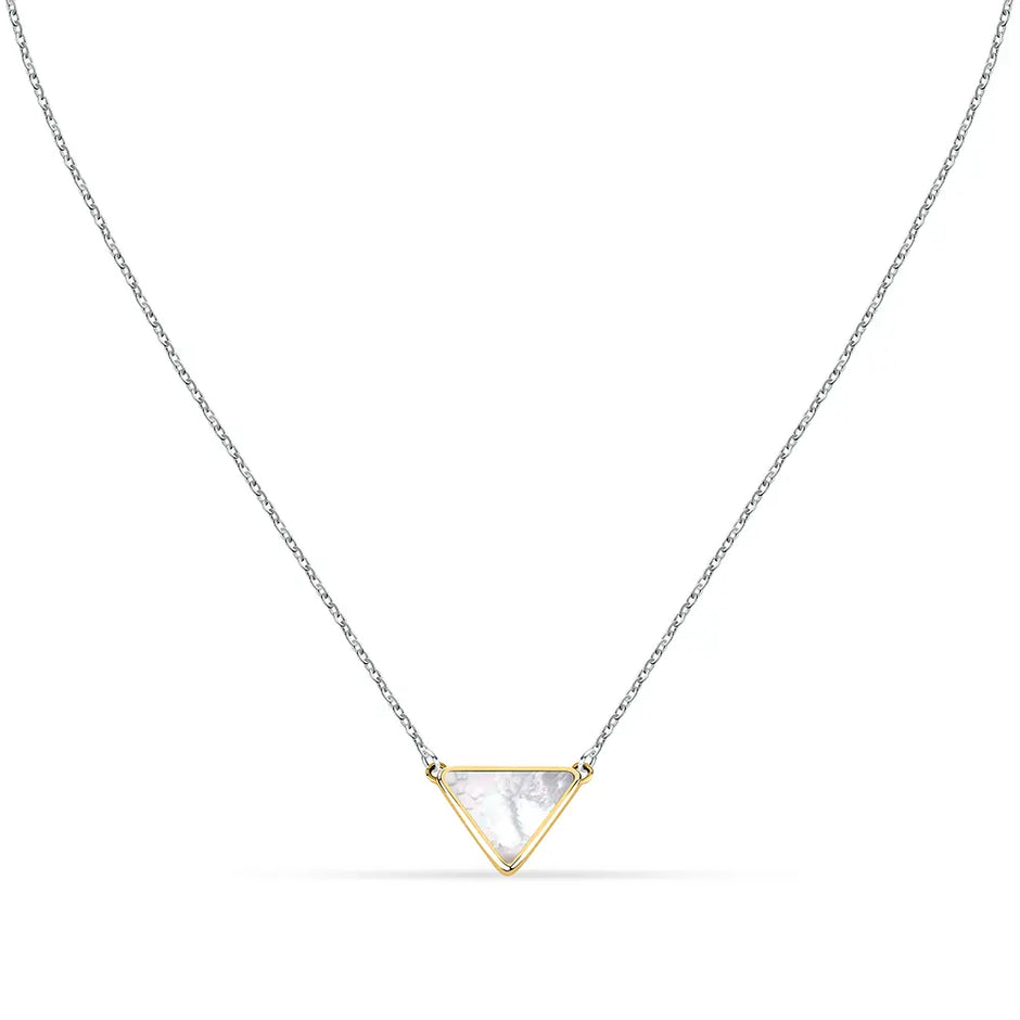 قلادة نسائية