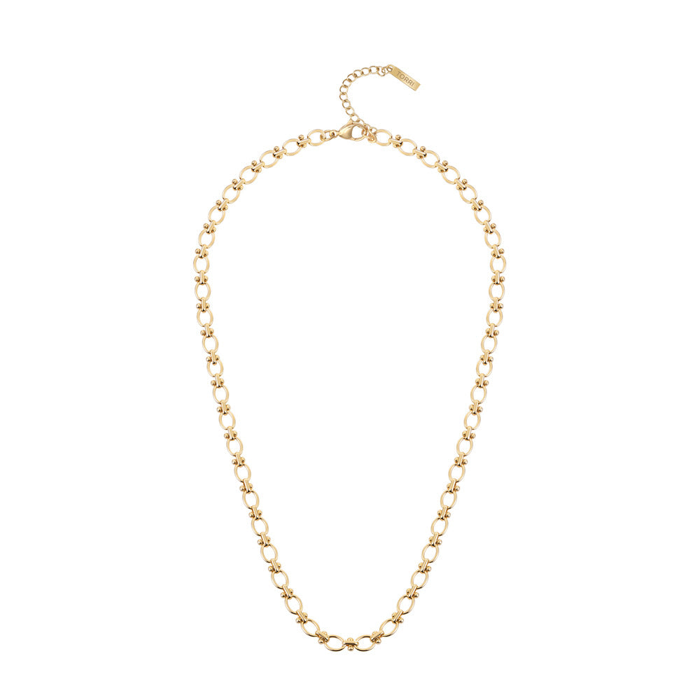 قلادة ذهبية للنساء