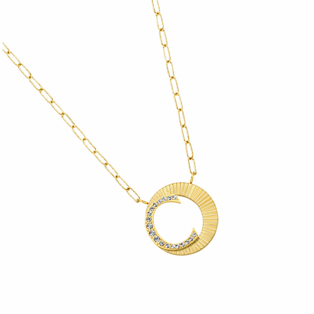 قلادة نسائية مطوية