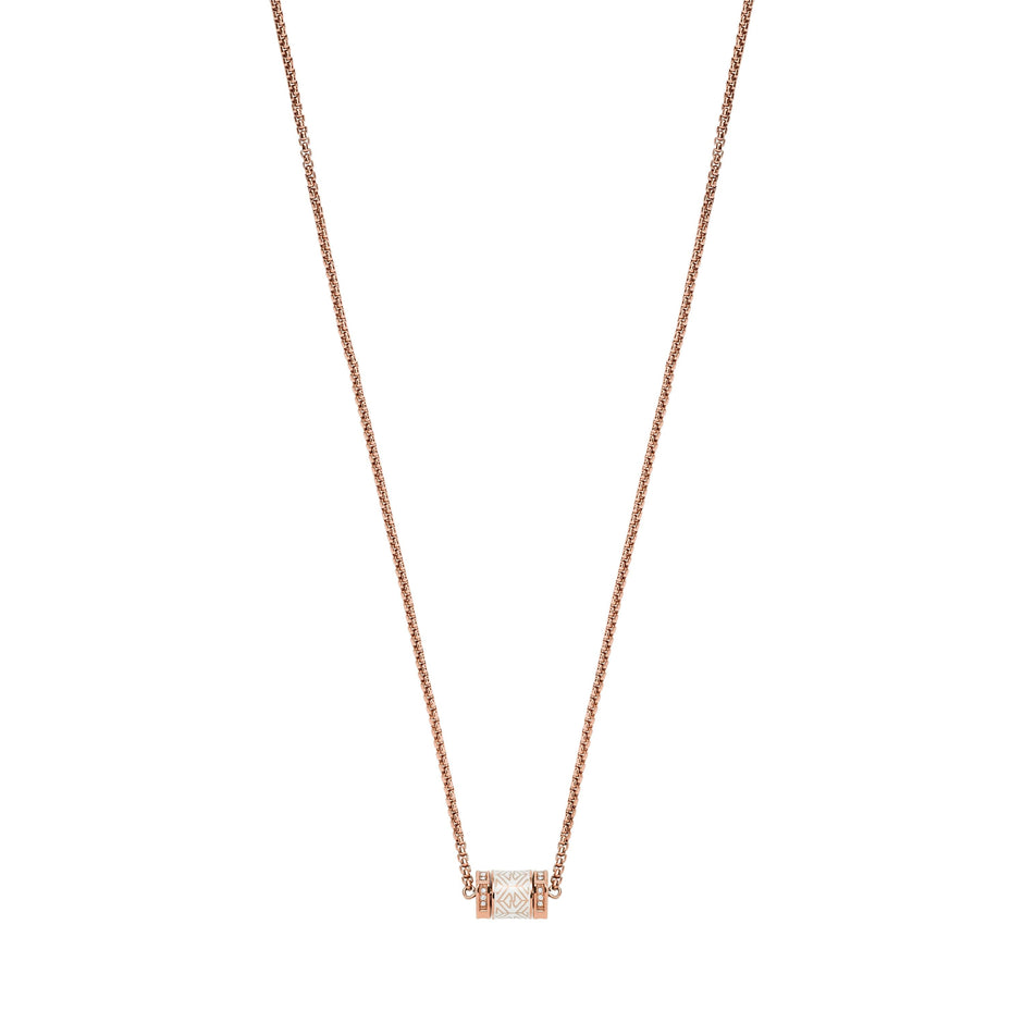 قلادة فولاذ نسائية