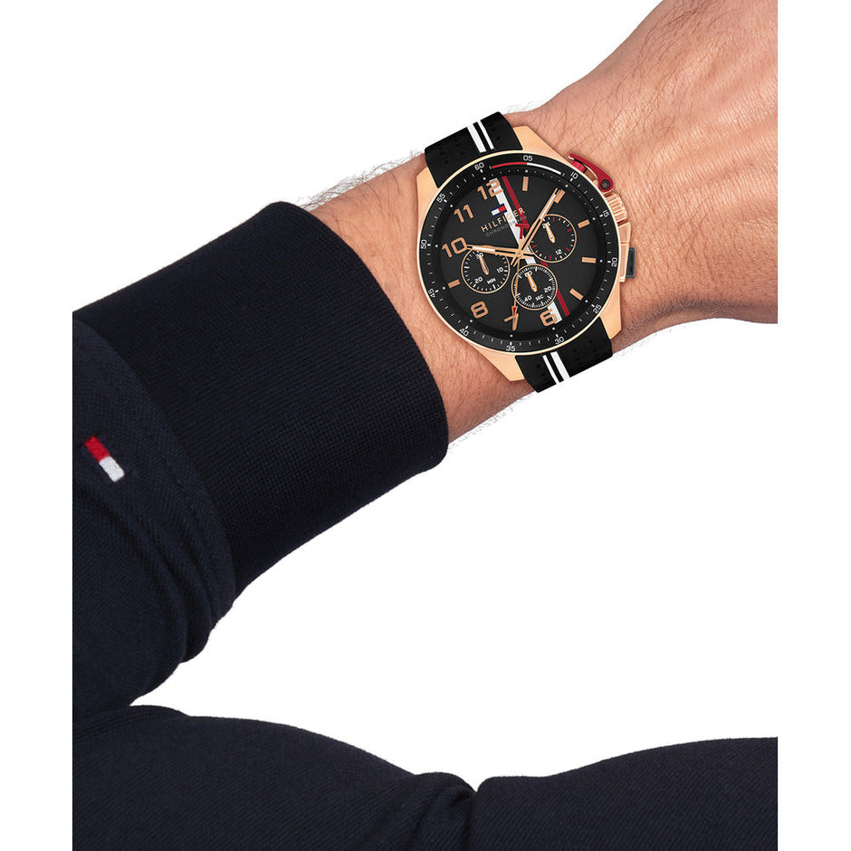 Men Bank Black Watch
