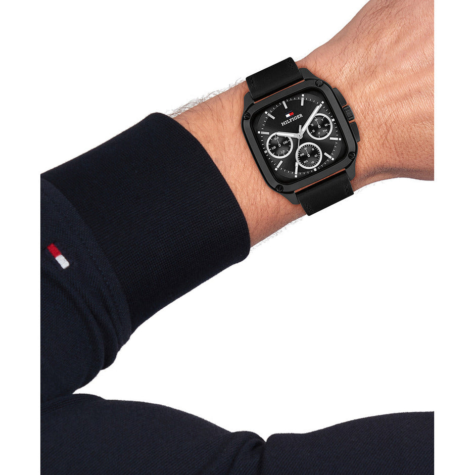 Men Herald Black Watch