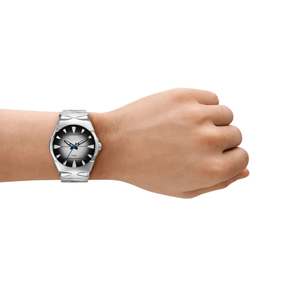 Men D-SRUPTOR Silver Watch