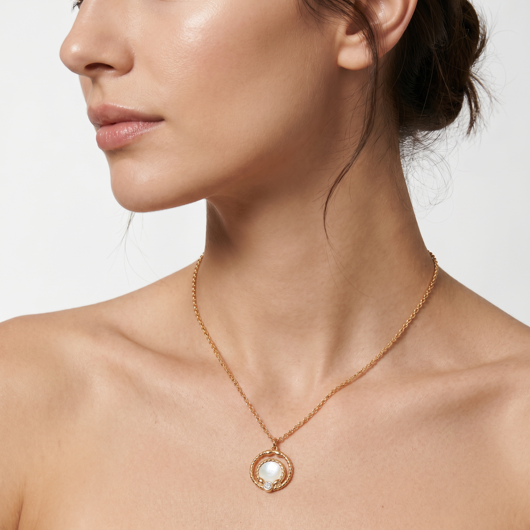 Women Nero Necklace