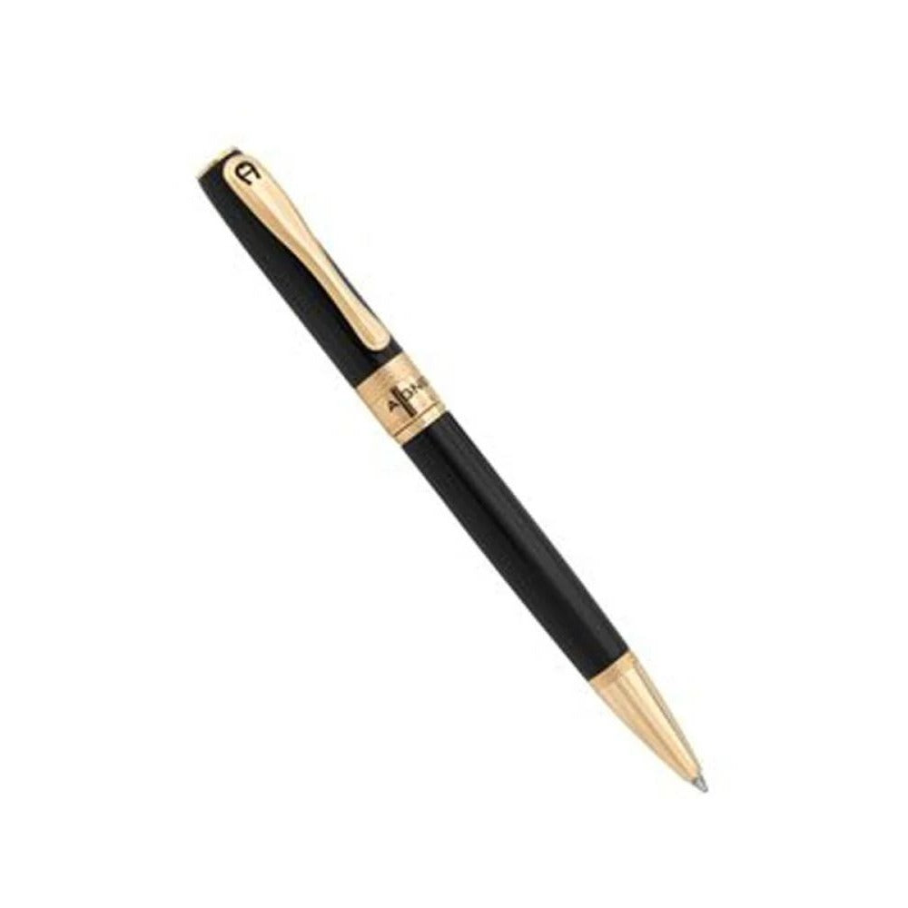 قلم مطلي بالذهب