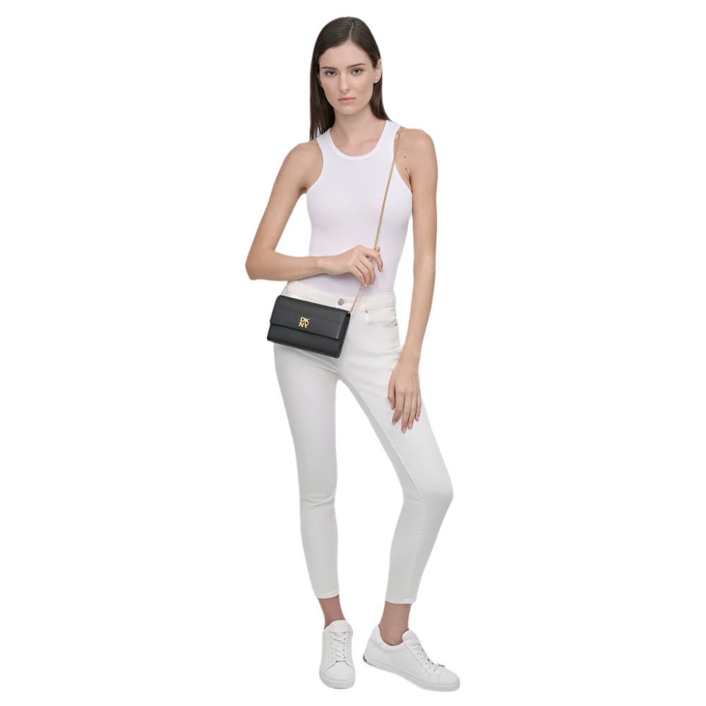 Rosa Small Wallet On A Chain