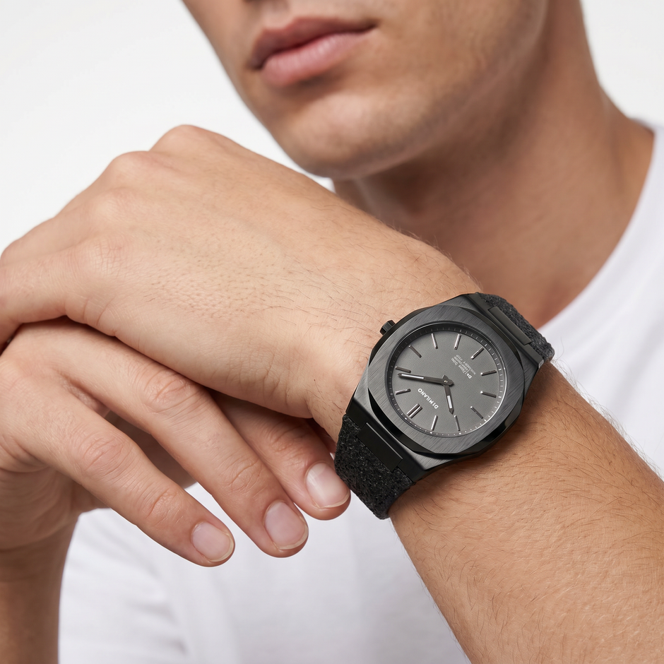 Men Ultra Thin 1970 Watch