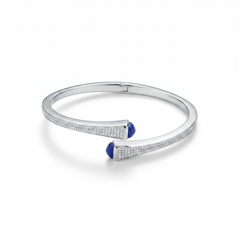 Women Zelune Silver Bangle