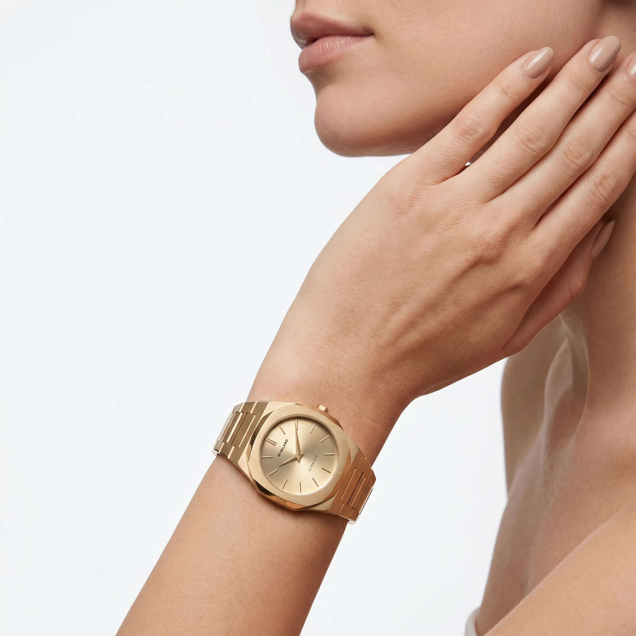 Women Ultra Thin Golden Watch